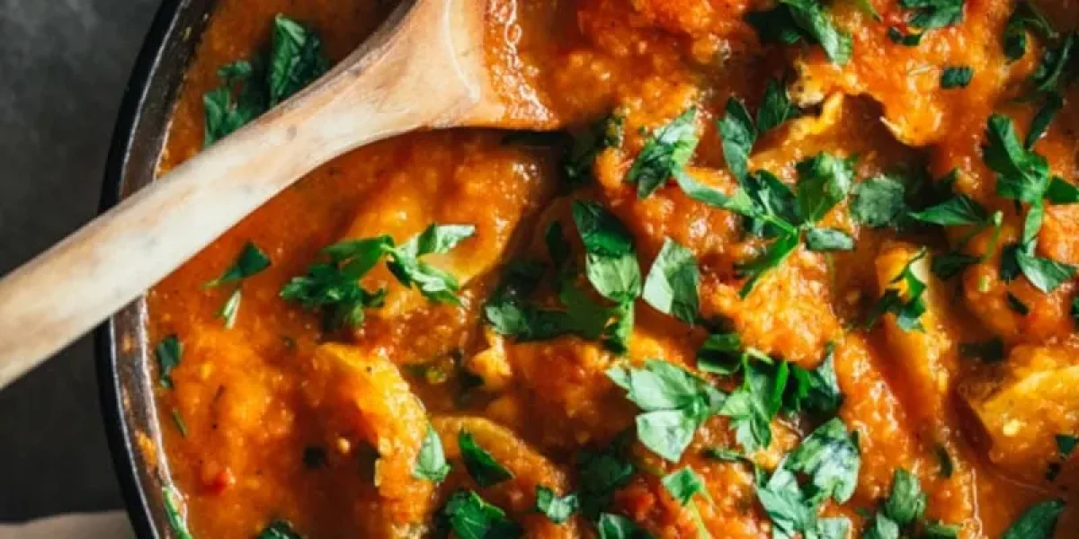 Barbekü Soslu Piliç+Napoliten Soslu Tagiletta+Mevsim Salata